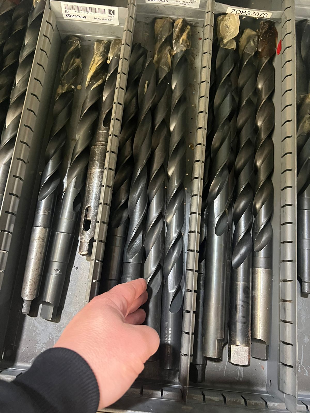 JL06-brocas_para_metal_